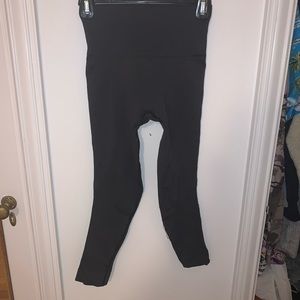 Black lulu lemon leggings